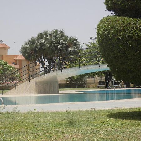 L'Amitie Hotel NʼDjamena エクステリア 写真