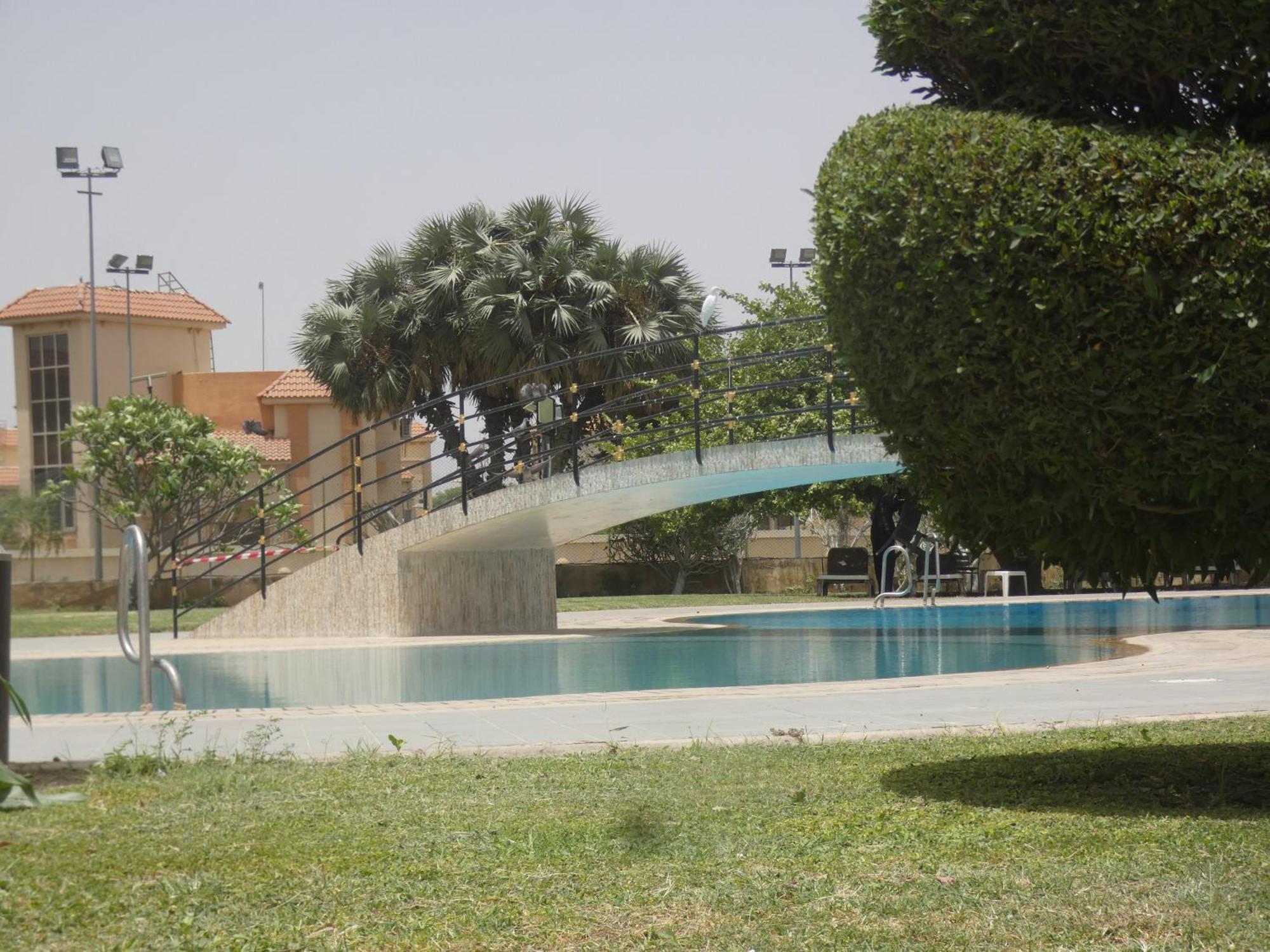 L'Amitie Hotel NʼDjamena エクステリア 写真