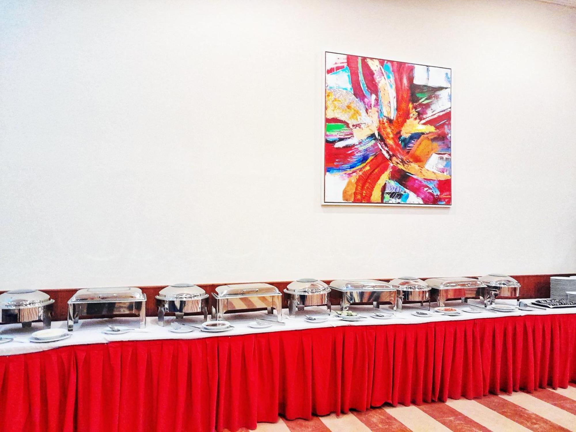 L'Amitie Hotel NʼDjamena エクステリア 写真