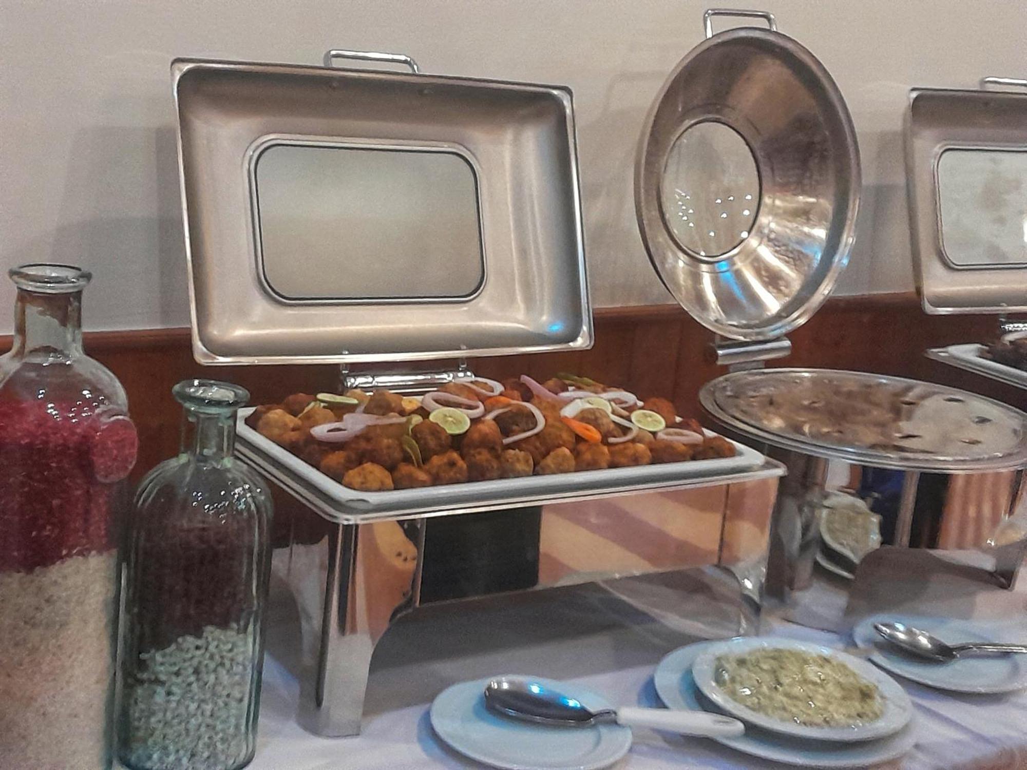 L'Amitie Hotel NʼDjamena エクステリア 写真